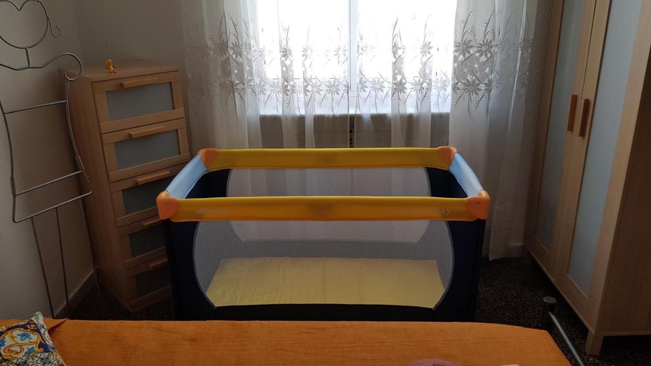 La Casa Di Bonnie & Clyde Apartment Генуа Екстериор снимка
