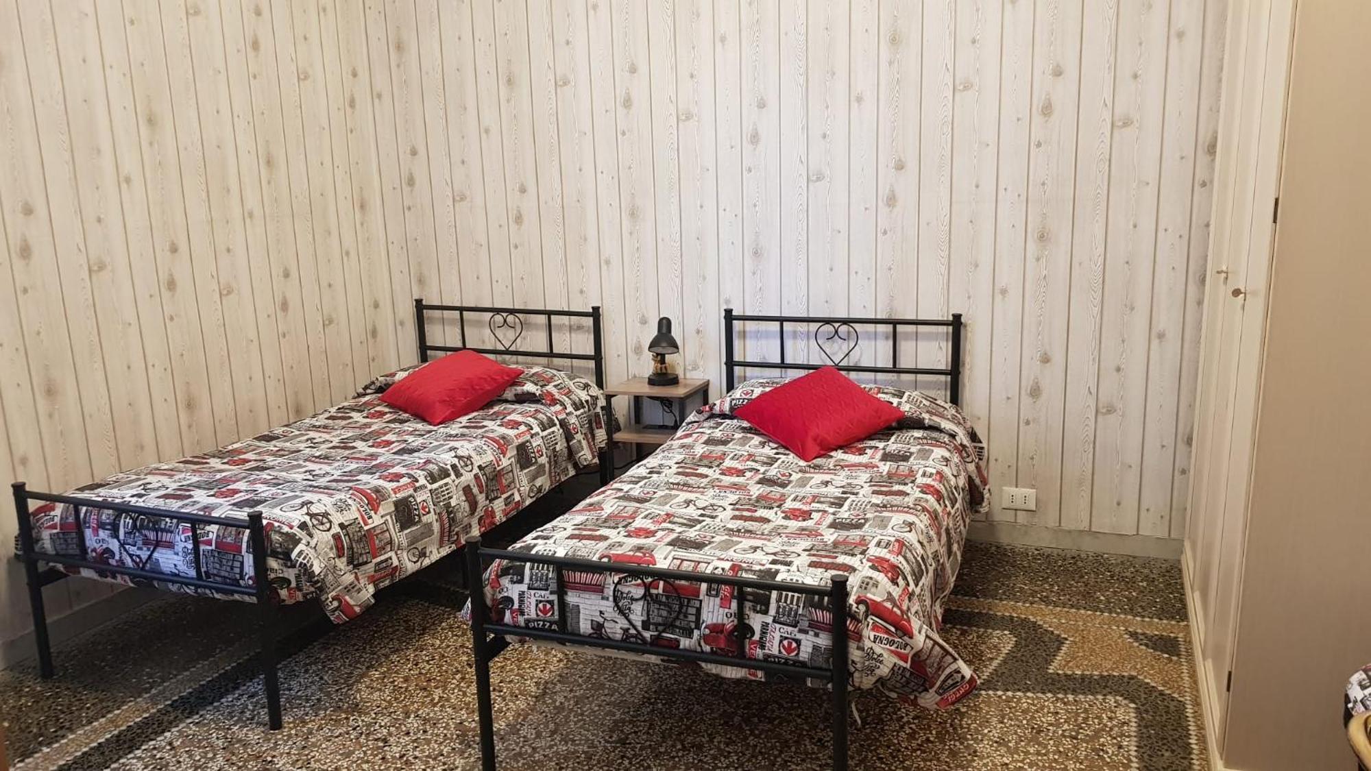 La Casa Di Bonnie & Clyde Apartment Генуа Екстериор снимка
